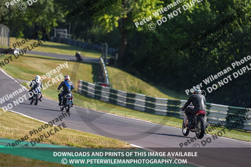 cadwell park;cadwell park photographs;cadwell trackday photographs;enduro digital images;event digital images;eventdigitalimages;peter wileman photography;racing digital images;trackday digital images;trackday photos